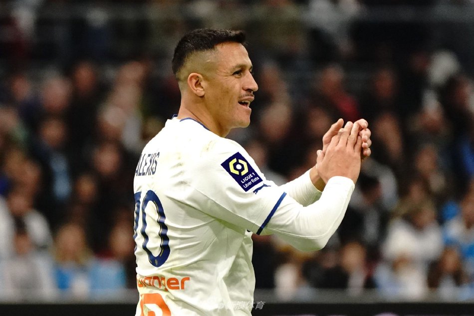 以其坚韧不 以其坚韧不